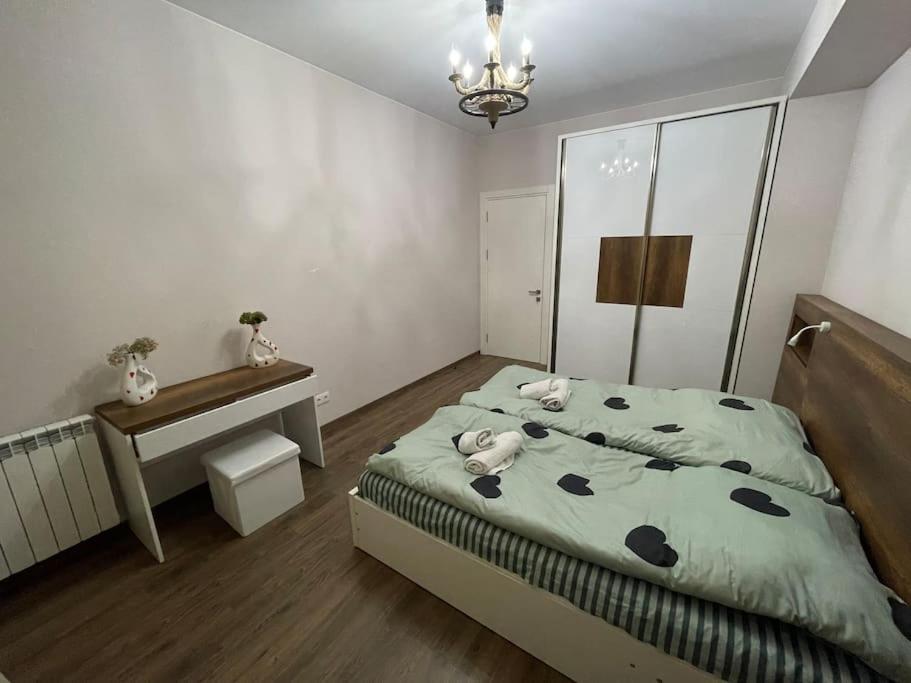 7Th Heaven Apartment In Central ティビリシ エクステリア 写真
