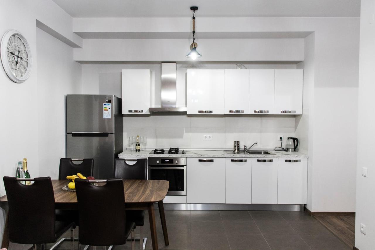 7Th Heaven Apartment In Central ティビリシ エクステリア 写真